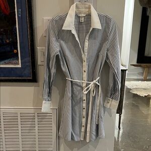 H&M Blue and White Striped Dress Shirt